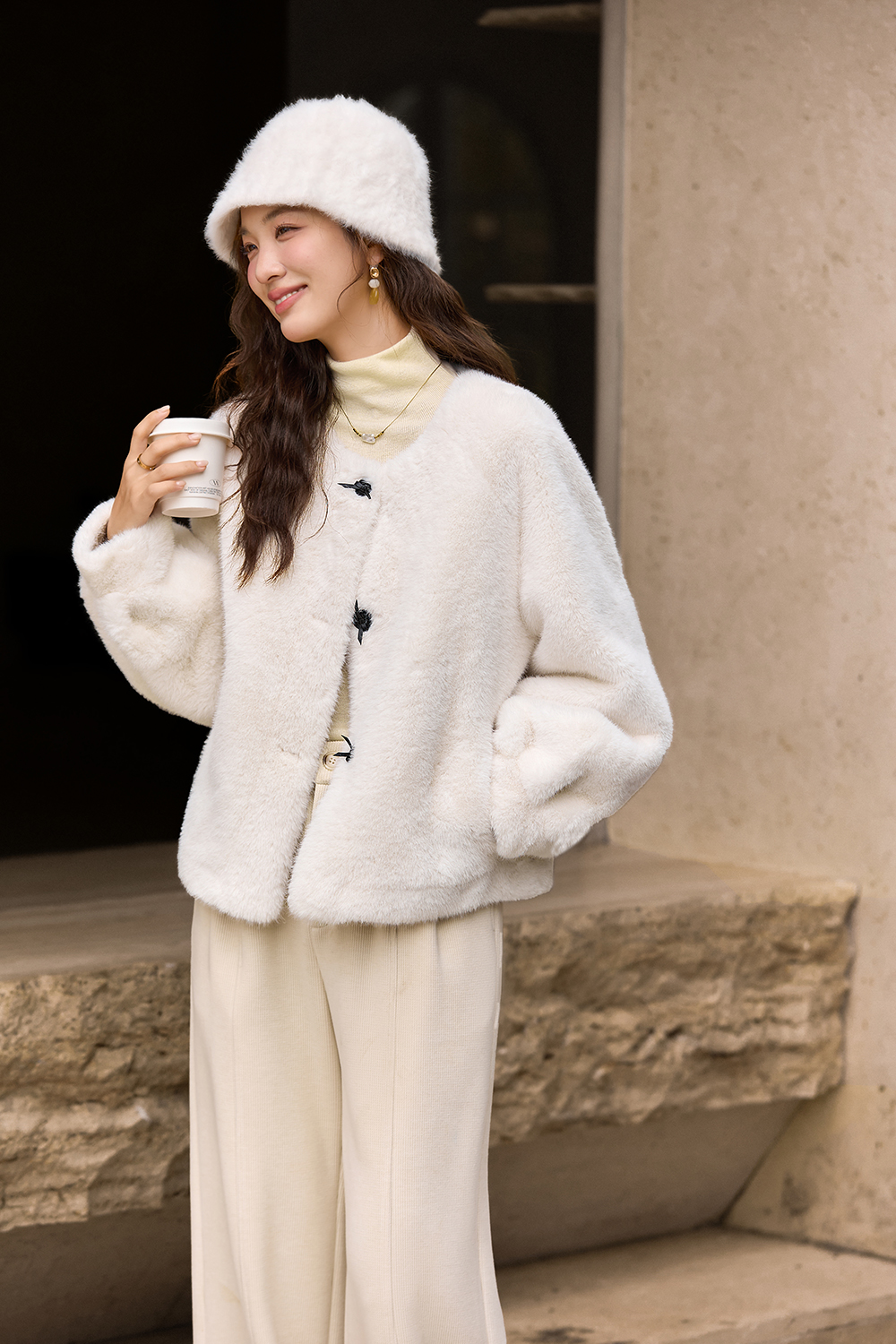 White lamb wool coat