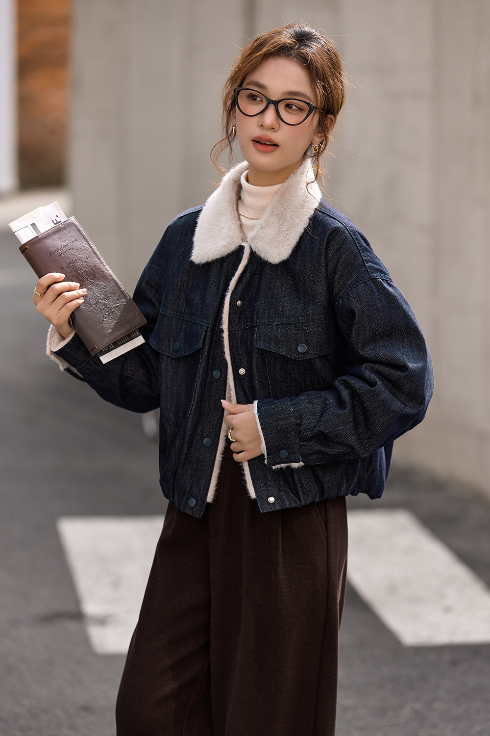 Lapel Brown Fleece-lined Denim Jacket