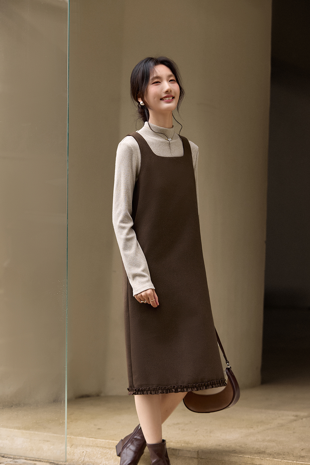 Coffee-colored slip dress set