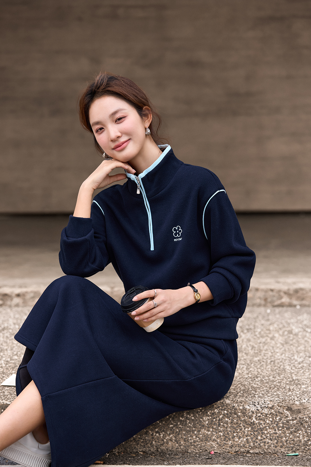 Color-block half-zip stand collar tracksuit