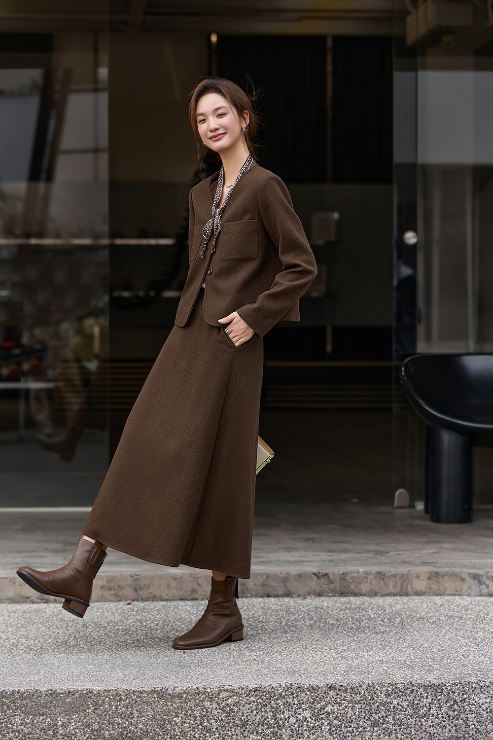 Coffee-colored wool blazer set