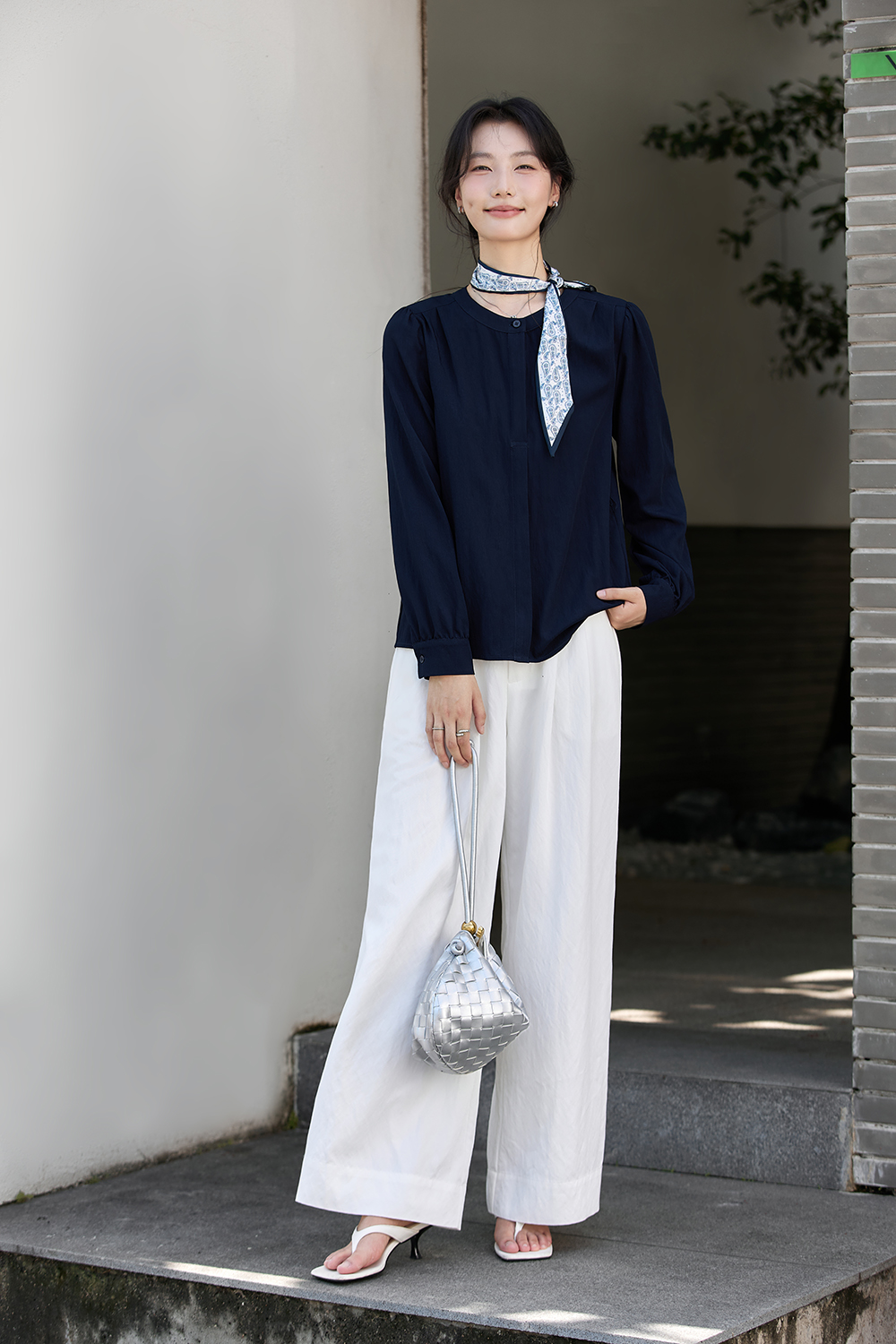 Navy Blue Korean-Style Puff Sleeve Waist-Defining Slimming Round Neck Blouse-VIMLYSTORE