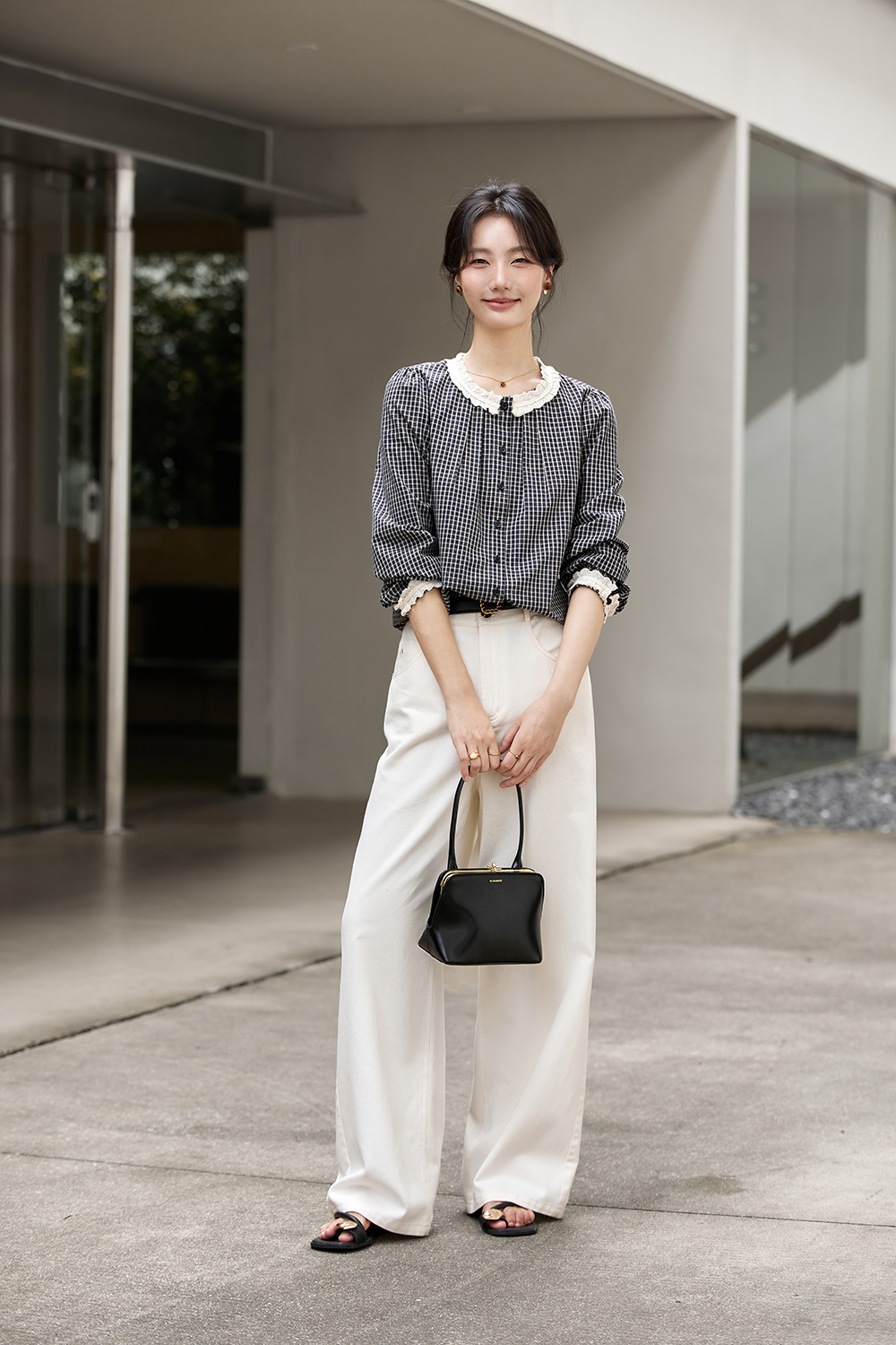 Black-Apricot Checkered Lace Trim Round Neck Puff Long Sleeve Blouse-VIMLYSTORE