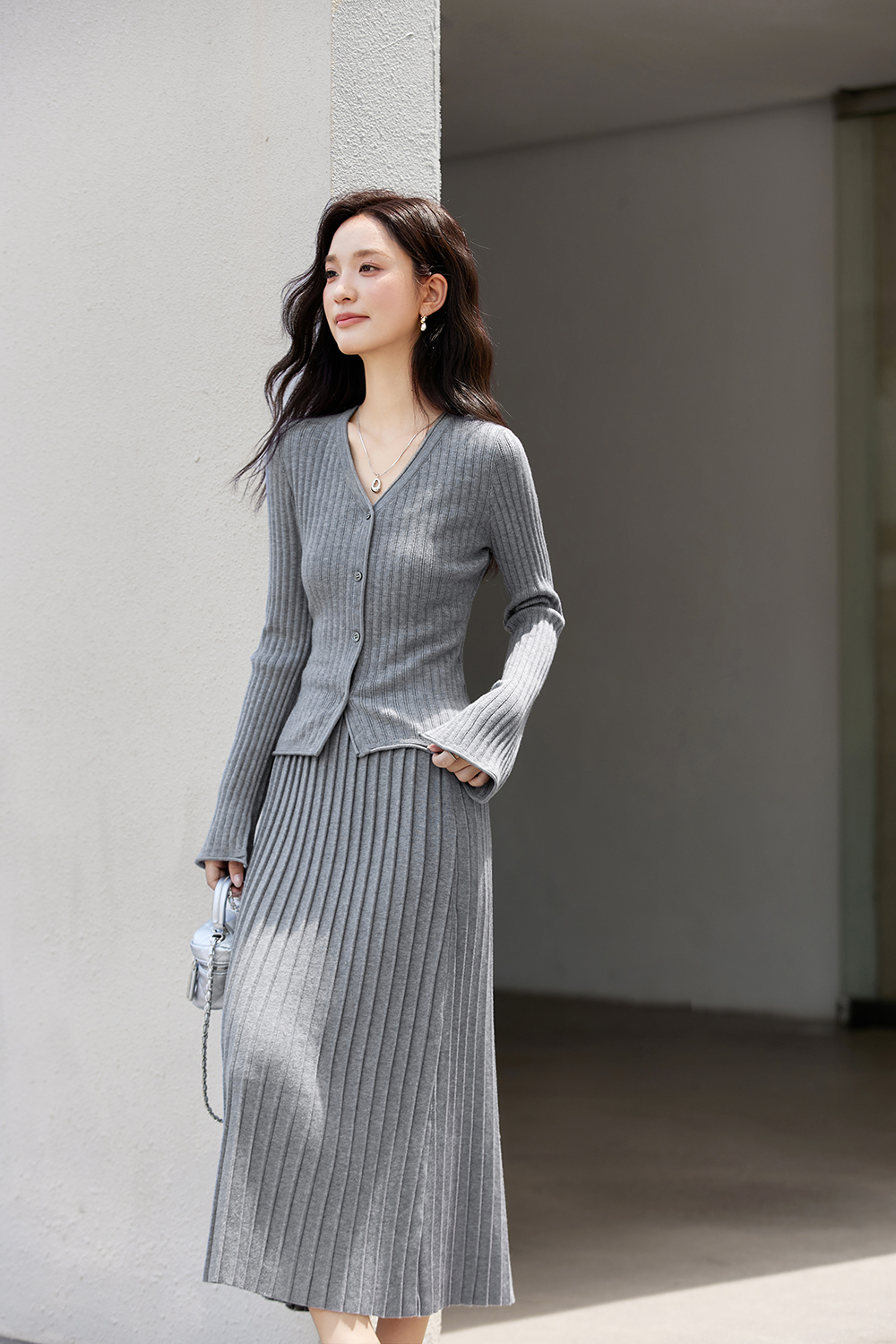Fitted V-Neck Top & Pencil Skirt Knit Set-VIMLYSTORE