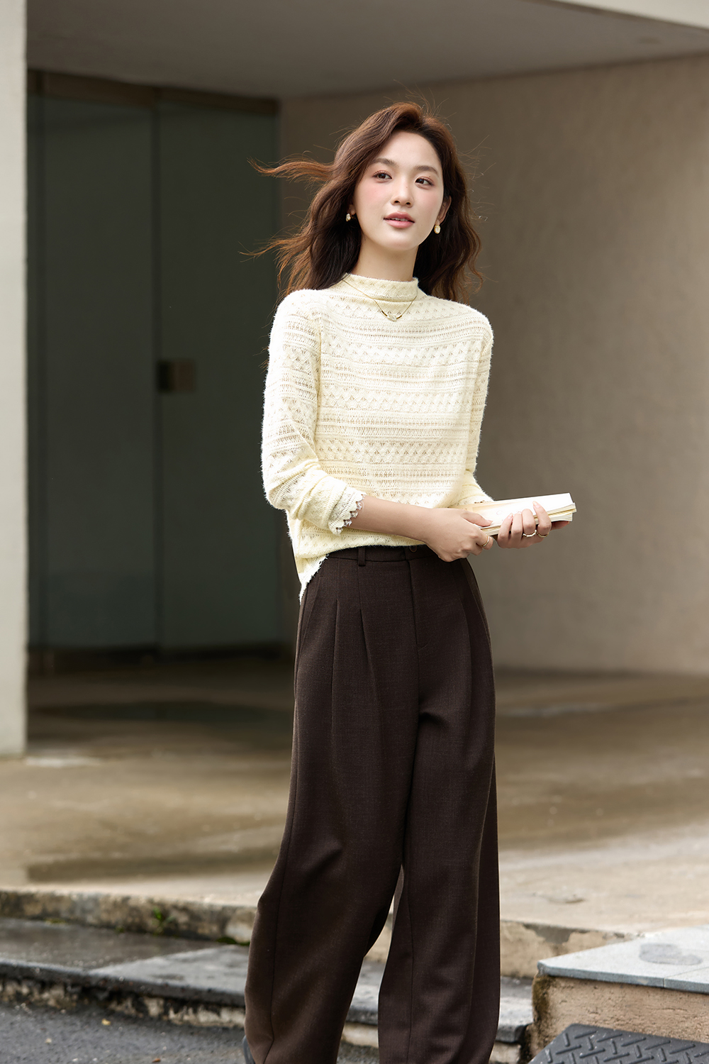 Apricot Turtleneck Lace Knitted T-Shirt
