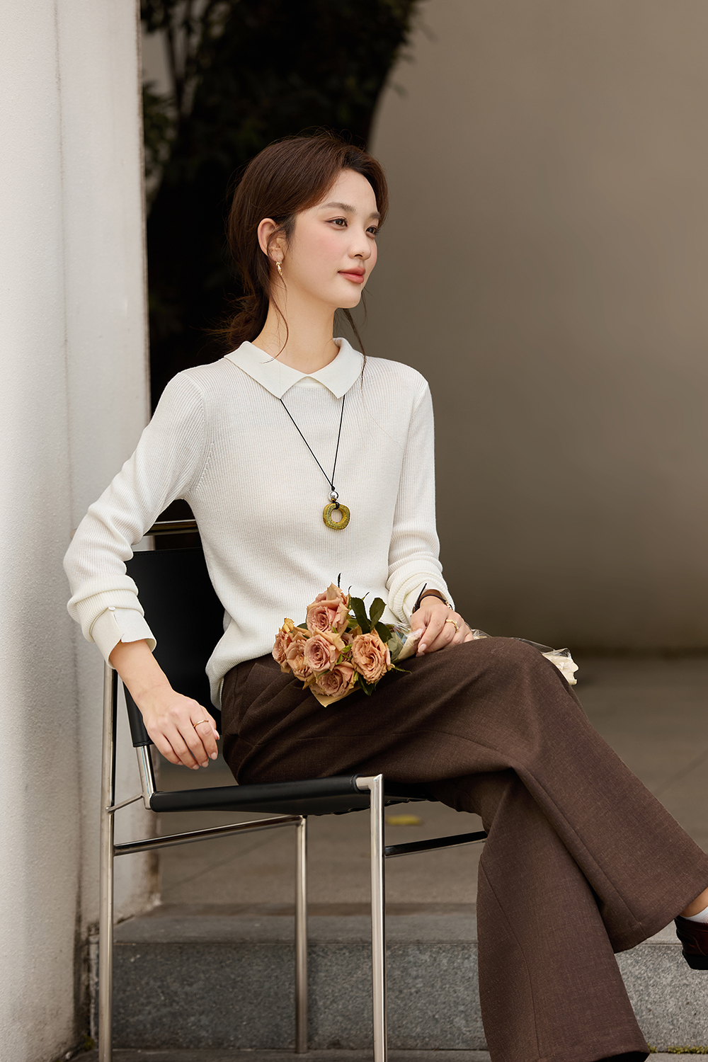 Turn - down collar long - sleeve knitted sweater