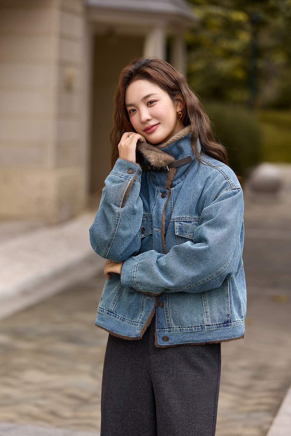 Retro turn - down collar fur - collared denim jacket