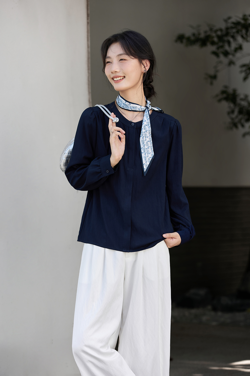 Navy Blue Korean-Style Puff Sleeve Waist-Defining Slimming Round Neck Blouse-VIMLYSTORE