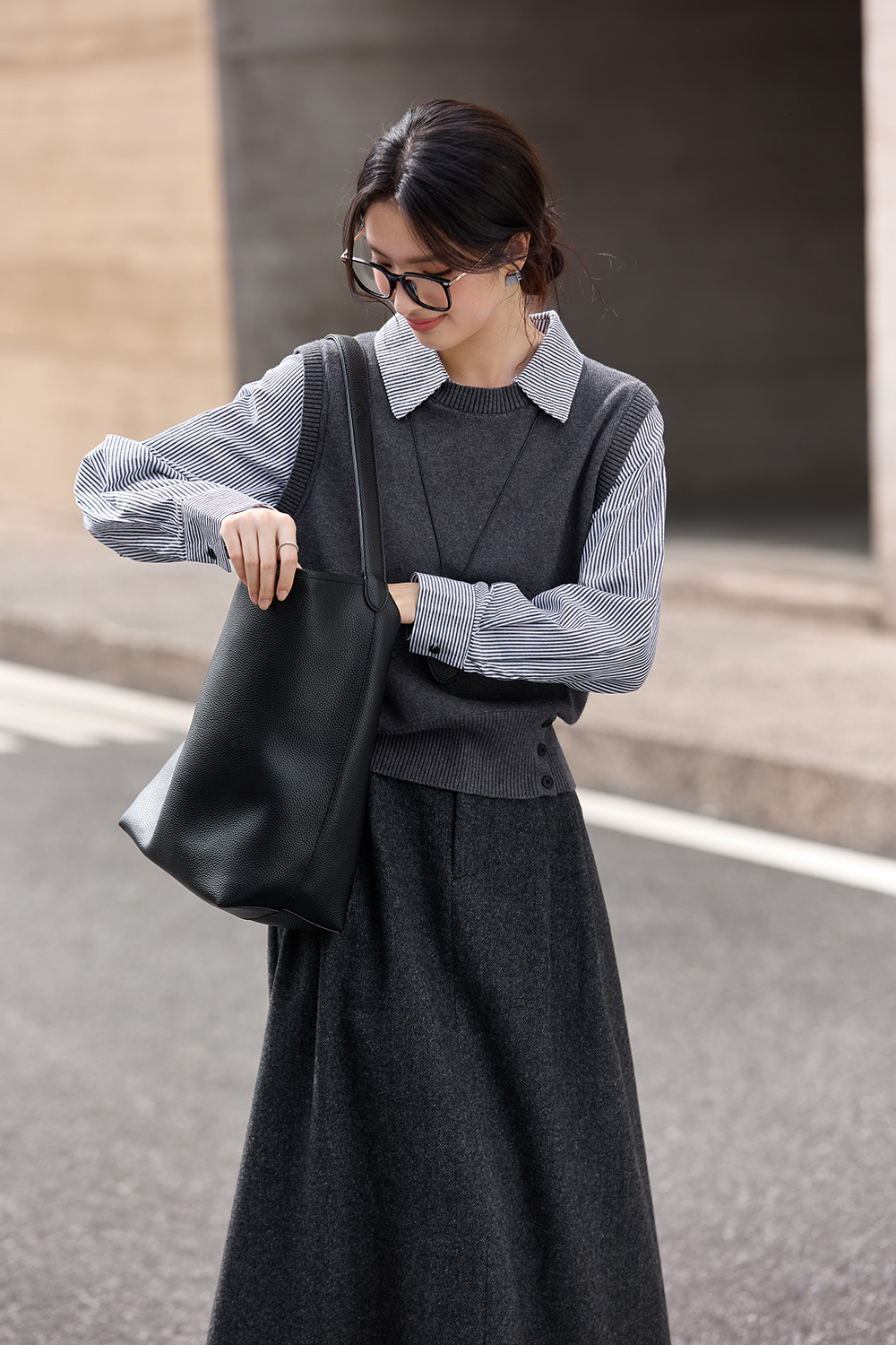 Grey Fake Two-Piece Lapel Knit Top