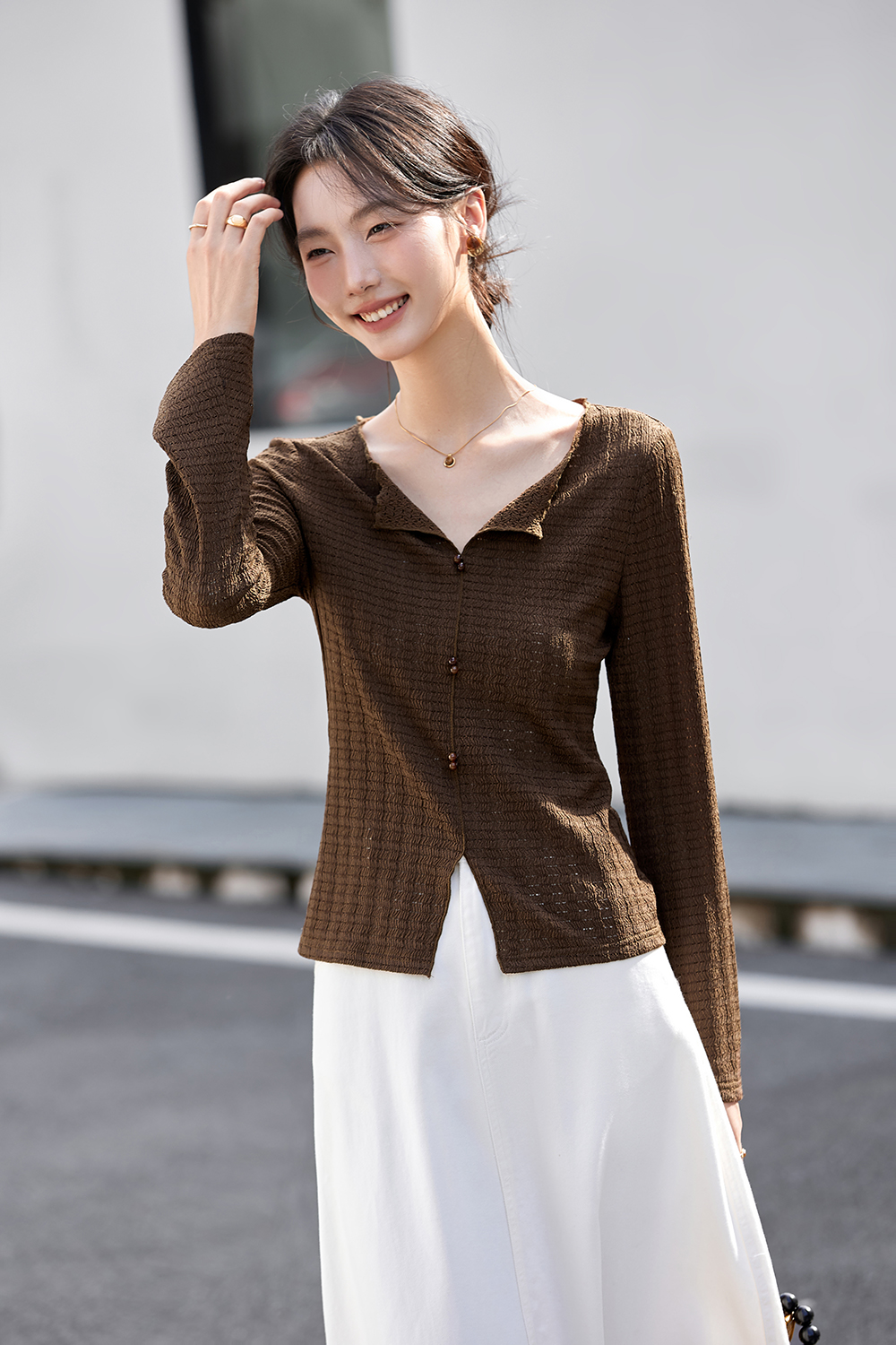 Textured Wrinkle Slim-Fit Slimming V-Neck Long Sleeve T-Shirt-VIMLYSTORE