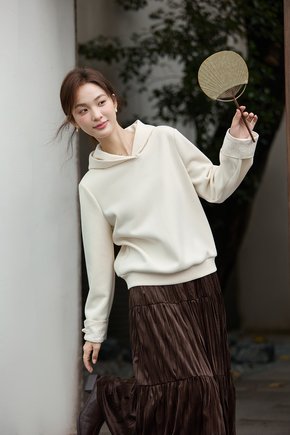 Chinese-Style Hooded Sweatshirt