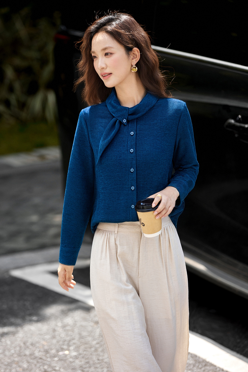 French scarf collar shirt