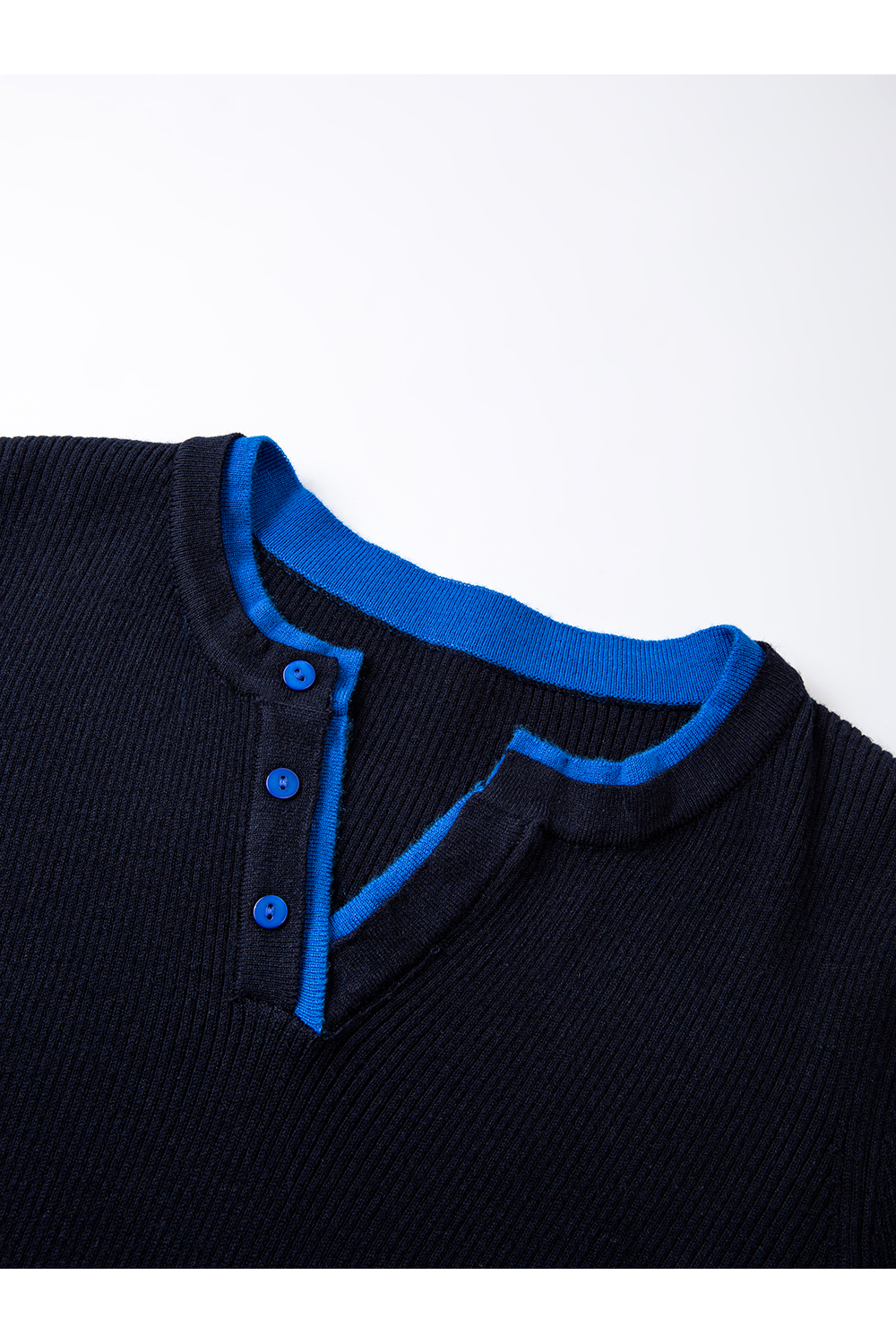 Color-Block Fake Two-Piece Round Neck Fitted Slimming Versatile Knit Top-VIMLYSTORE