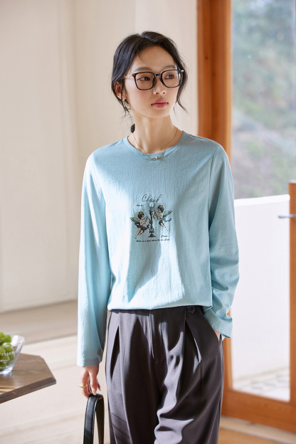 Relaxed Fit Long-Sleeve Tee with Cherub Print-VIMLYSTORE