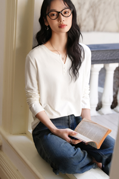 Minimalist Oversized Long-Sleeve Tee – Slimming & Versatile-VIMLYSTORE