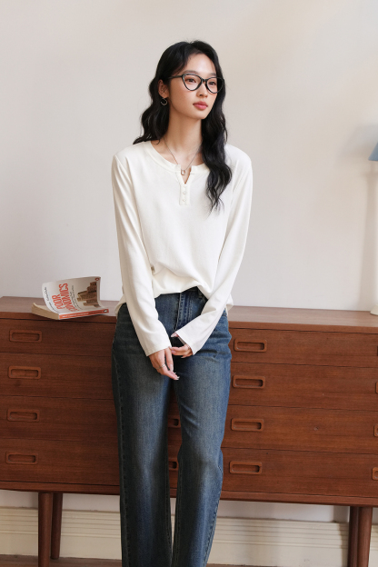 Minimalist Oversized Long-Sleeve Tee – Slimming & Versatile-VIMLYSTORE
