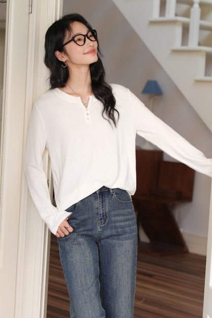 Minimalist Oversized Long-Sleeve Tee – Slimming & Versatile-VIMLYSTORE