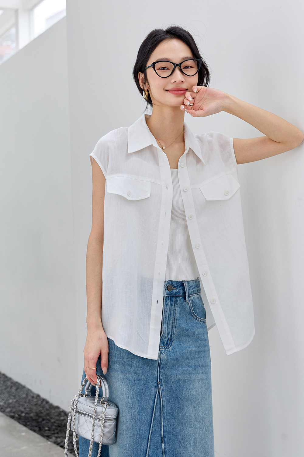 Commute-Elegance Sleeveless Cardigan with Lapel Collar-VIMLYSTORE