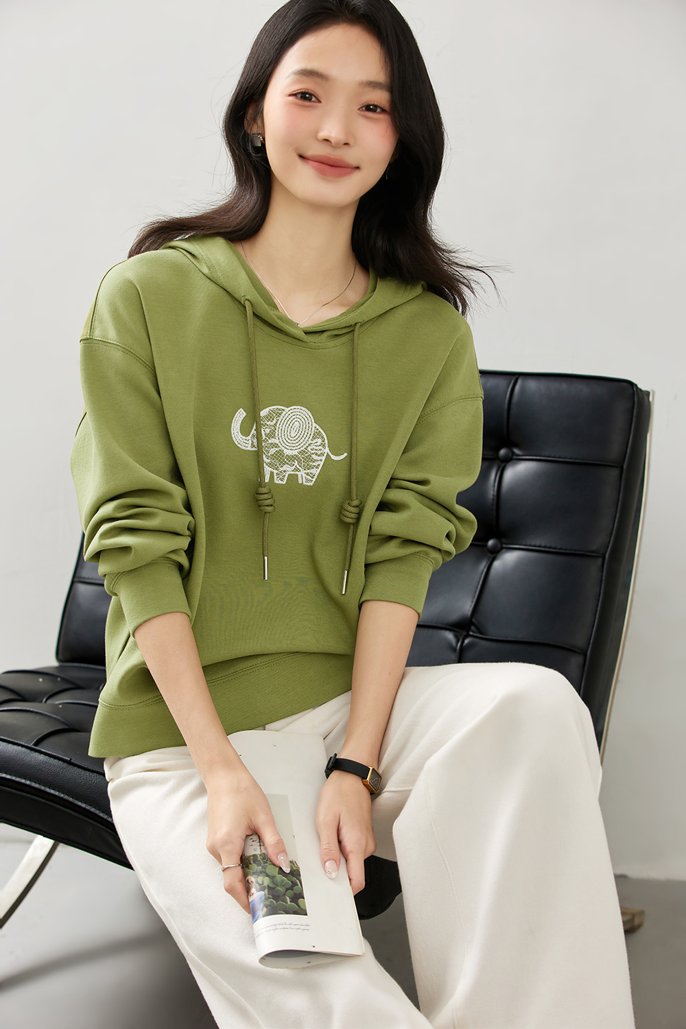 Elephant Embroidered Casual Pullover Hoodie-VIMLYSTORE
