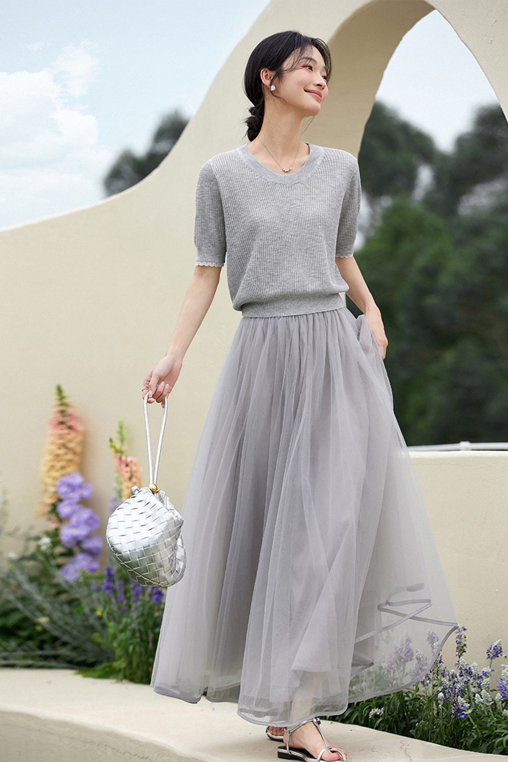 Lace Splicing Top and Mesh dress Gentle Suit