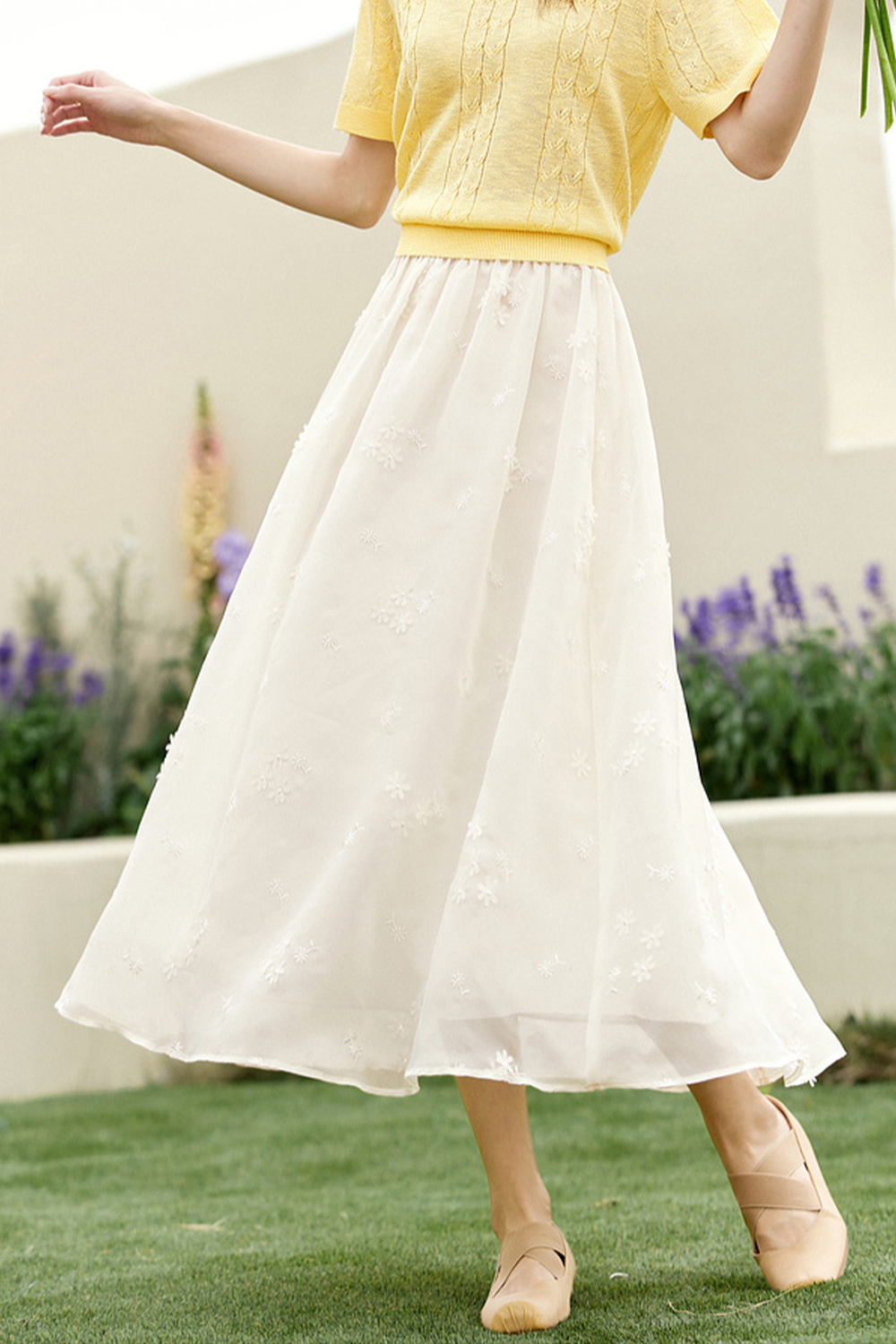 Feminine Slim-Fit 3D Floral Embroidered A-Line Skirt