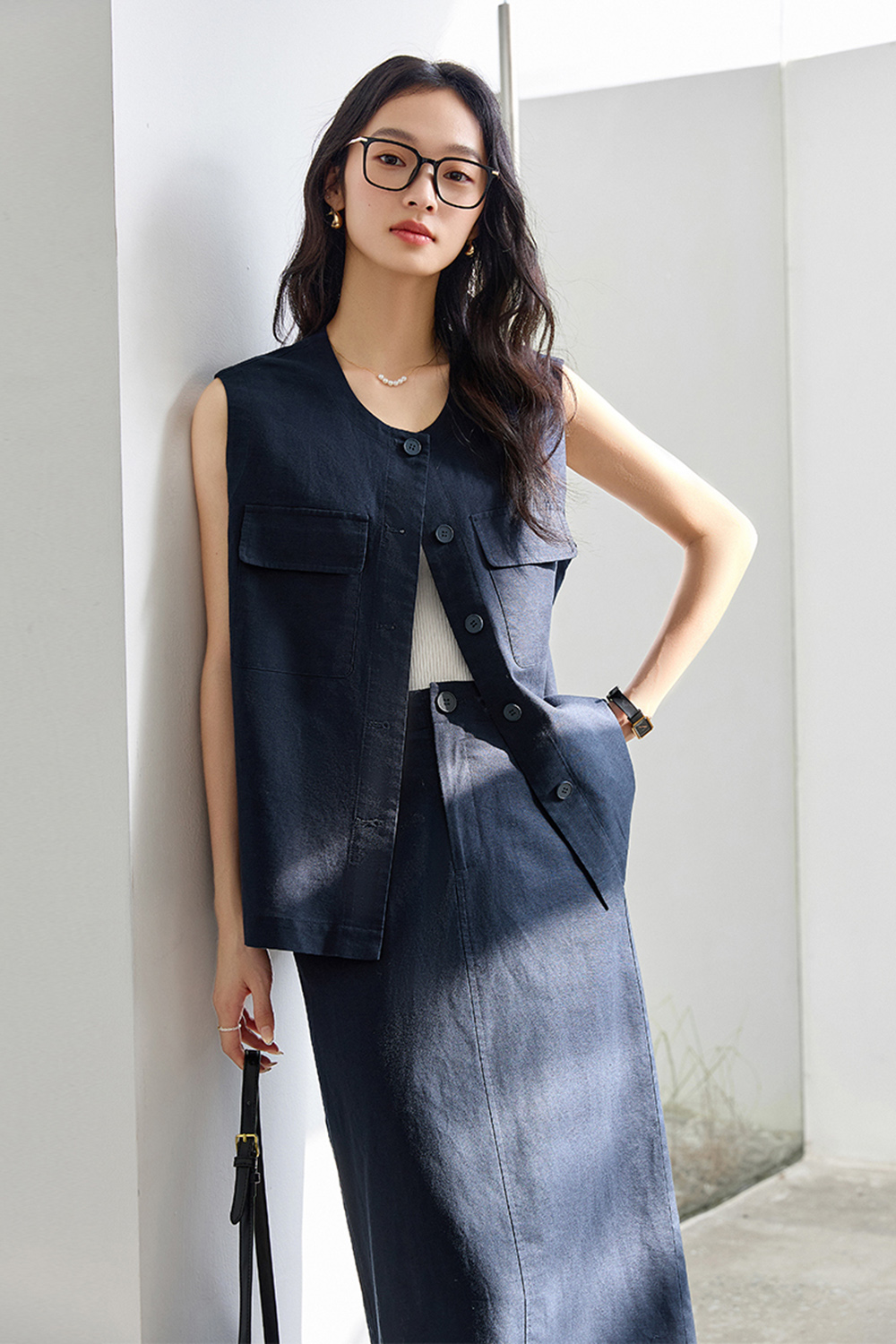 Fashionable Sleeveless Vest with Straight Skirt Two-Piece Set