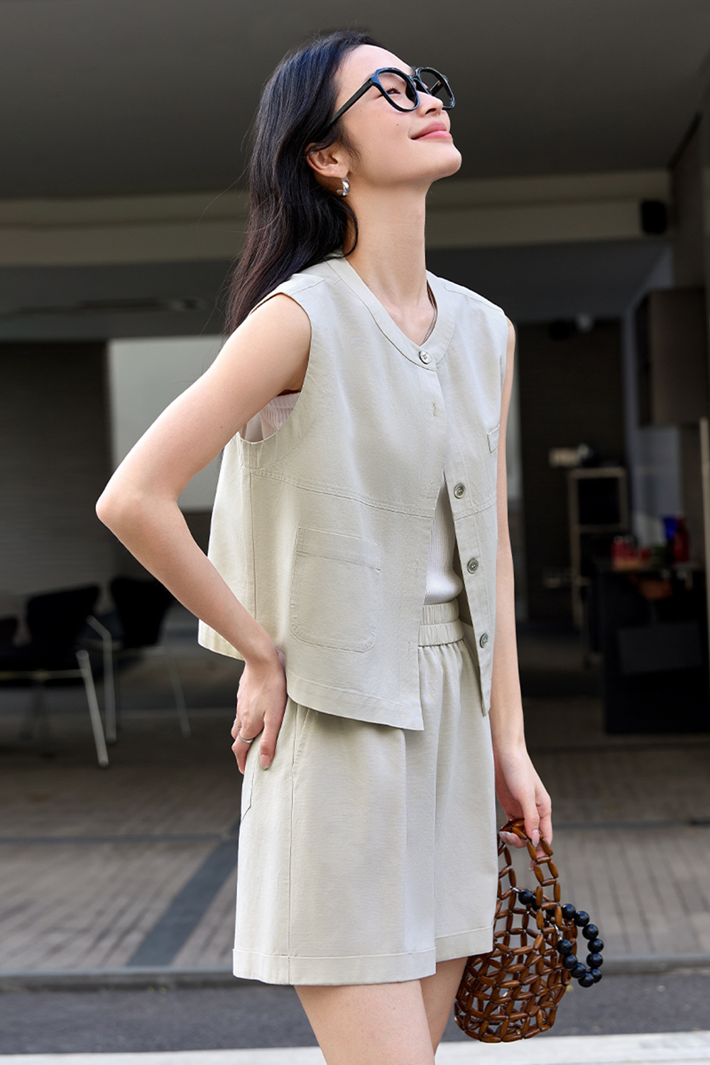 Chic Casual Round Neck Sleeveless Vest with Shorts Set