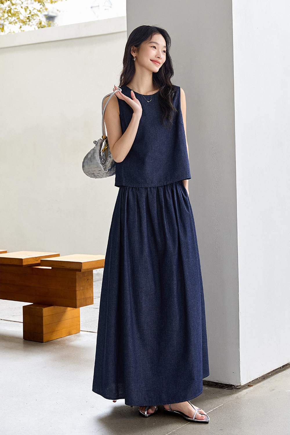 Stylish Casual Sleeveless High-Waist Denim Maxi Skirt Set