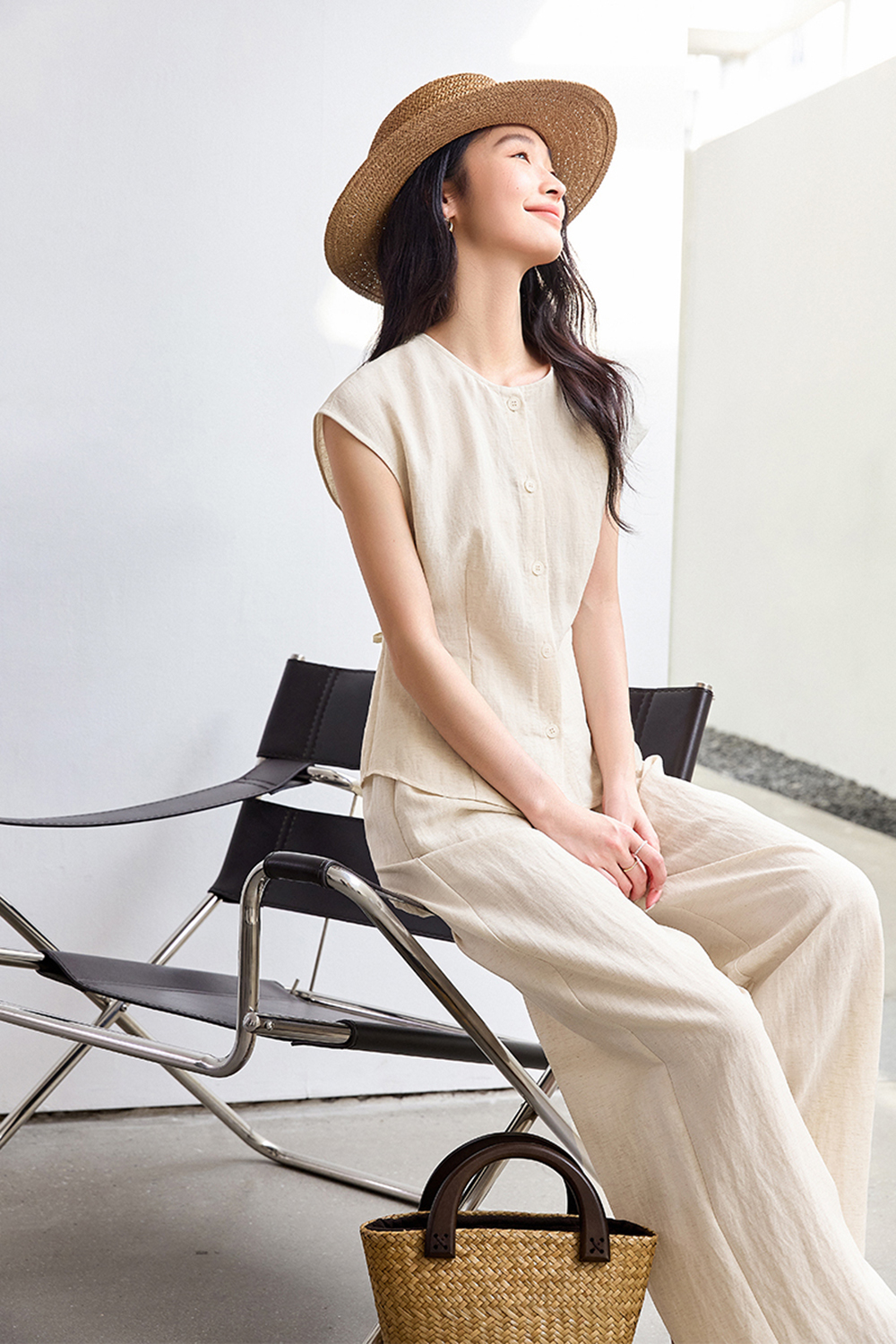 Luxe "Old Money" Style Sleeveless Top with Linen Set