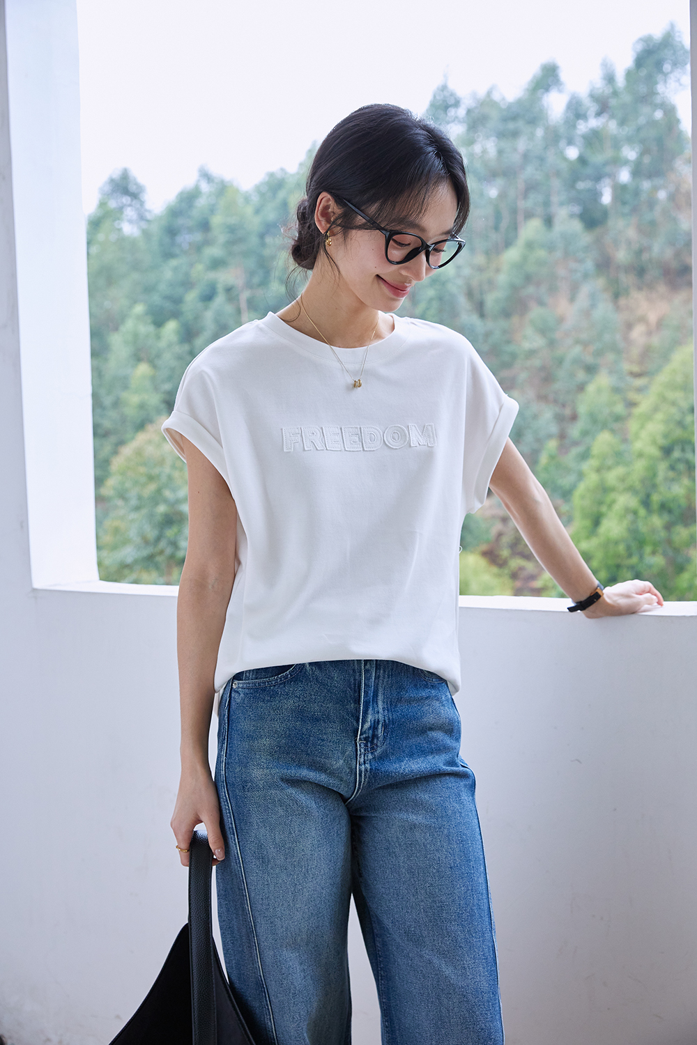 Embroidered Letter Short Flutter Sleeve Loose Versatile Round Neck Top-VIMLYSTORE