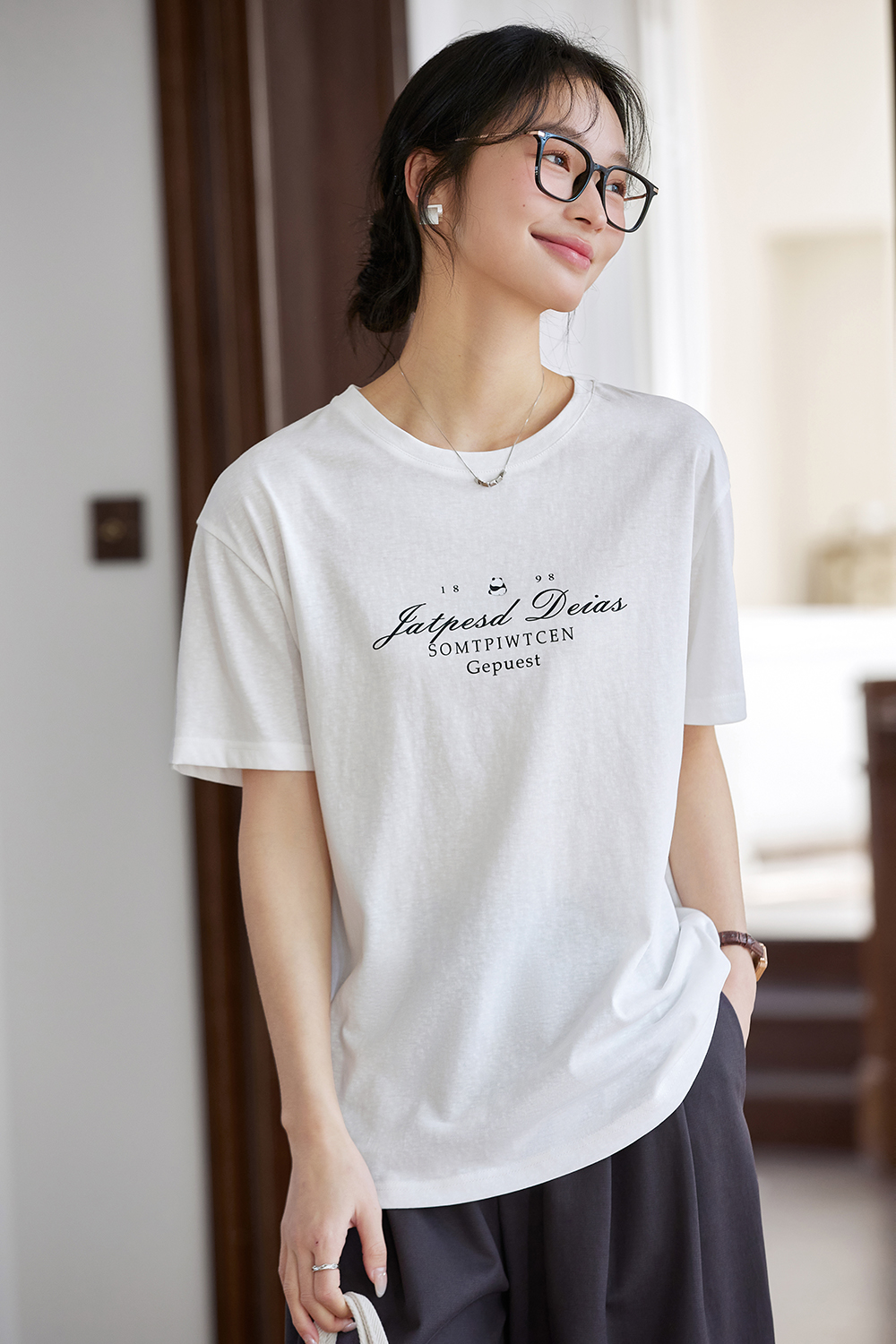 Letter Print Loose Round Neck Short Sleeve T-Shirt-VIMLYSTORE