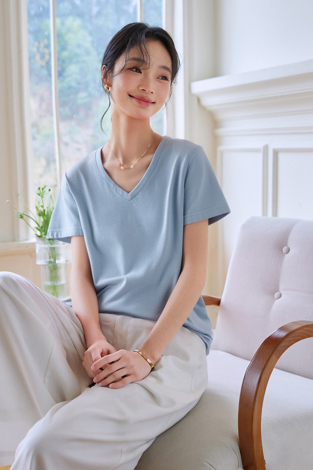 Dopamine Solid Color Casual Versatile V-Neck Loose Top-VIMLYSTORE