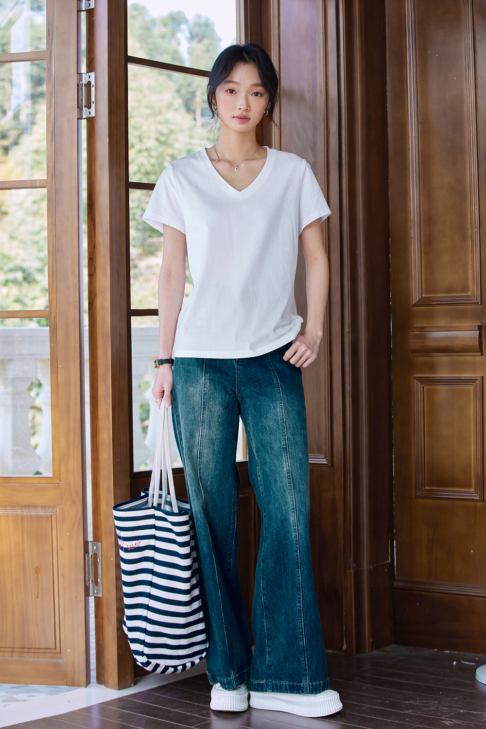 Dopamine Solid Color Casual Versatile V-Neck Loose Top-VIMLYSTORE