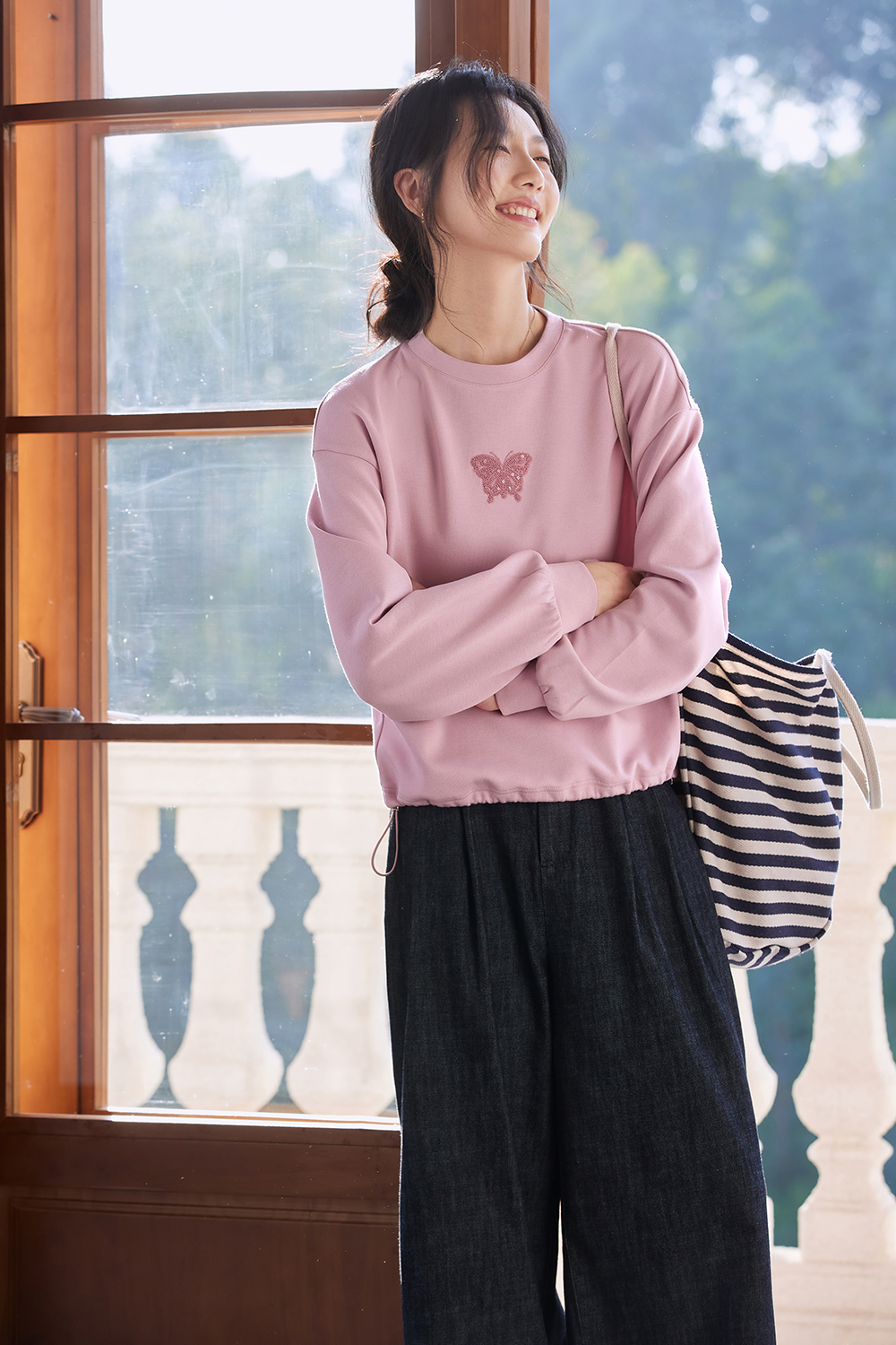 Butterfly-Embroidered Oversized Crewneck Sweatshirt-VIMLYSTORE