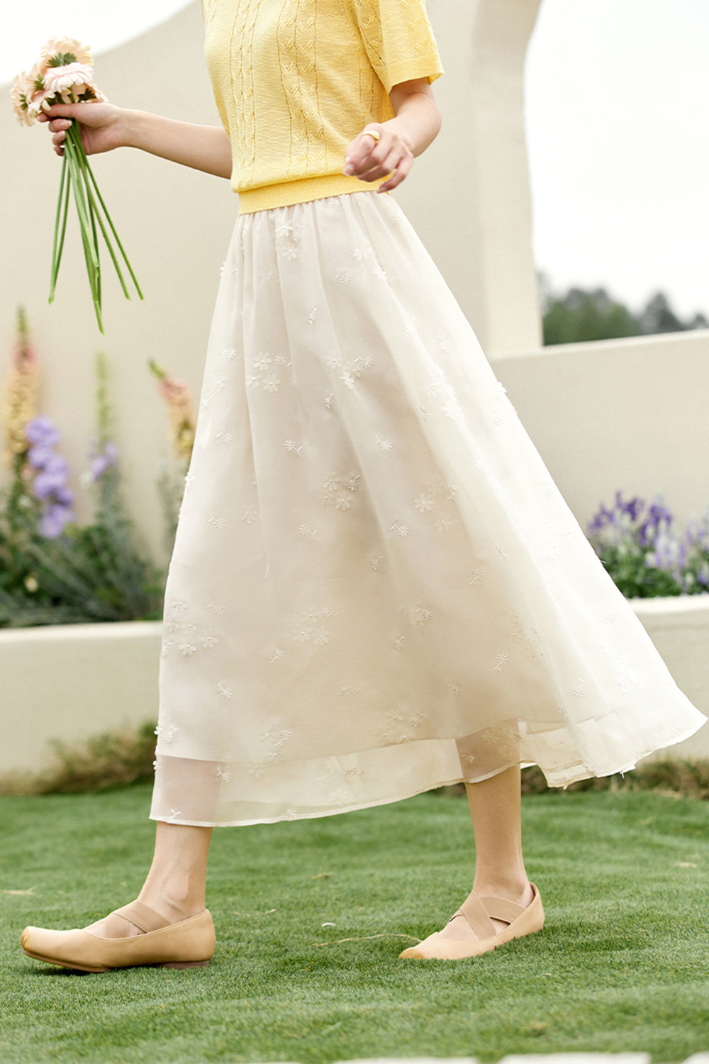Feminine Slim-Fit 3D Floral Embroidered A-Line Skirt