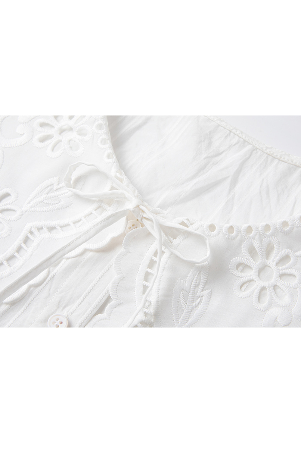 French Youthful Peter Pan Collar Short-Sleeve Blouse with Lace Trim-VIMLYSTORE