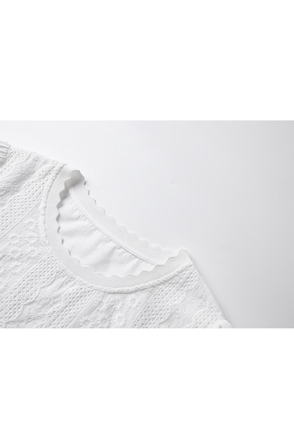 Casual Embroidered Puff-sleeve Cotton Top