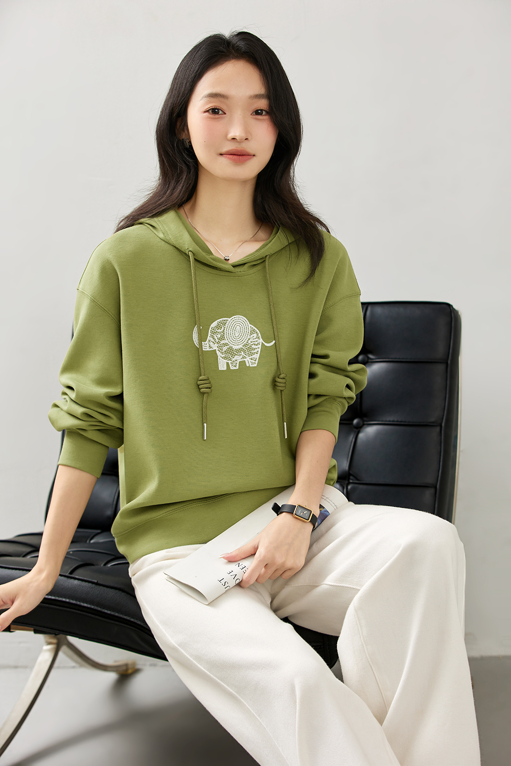 Elephant Embroidered Casual Pullover Hoodie-VIMLYSTORE