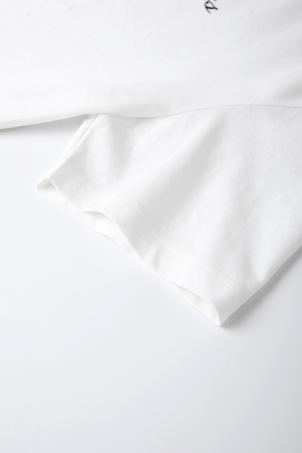 Letter Print Loose Round Neck Short Sleeve T-Shirt-VIMLYSTORE