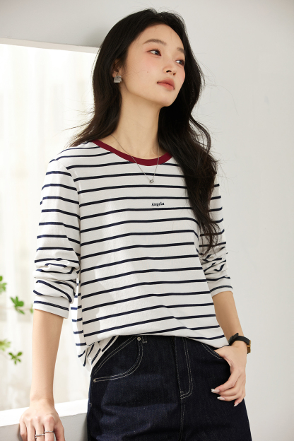 Slim-Fit Contrast Sleeve Tee with Embroidered Lettering-VIMLYSTORE