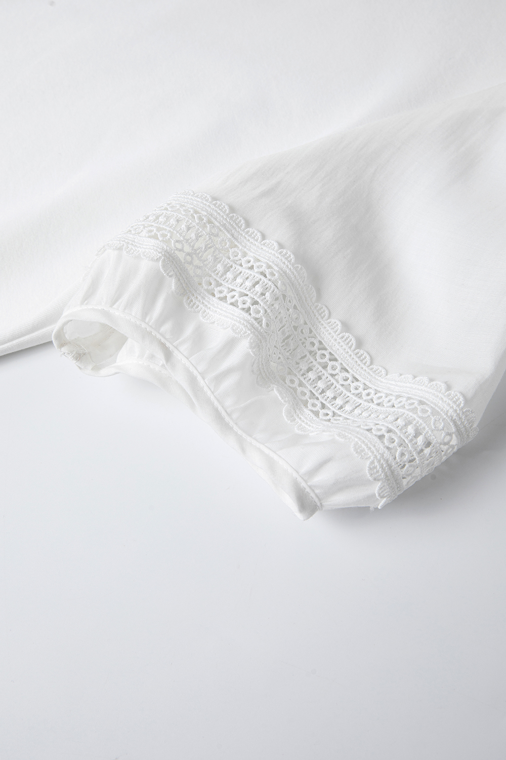 Lace Trim Lantern Sleeve Round Neck Short Sleeve T-Shirt-VIMLYSTORE