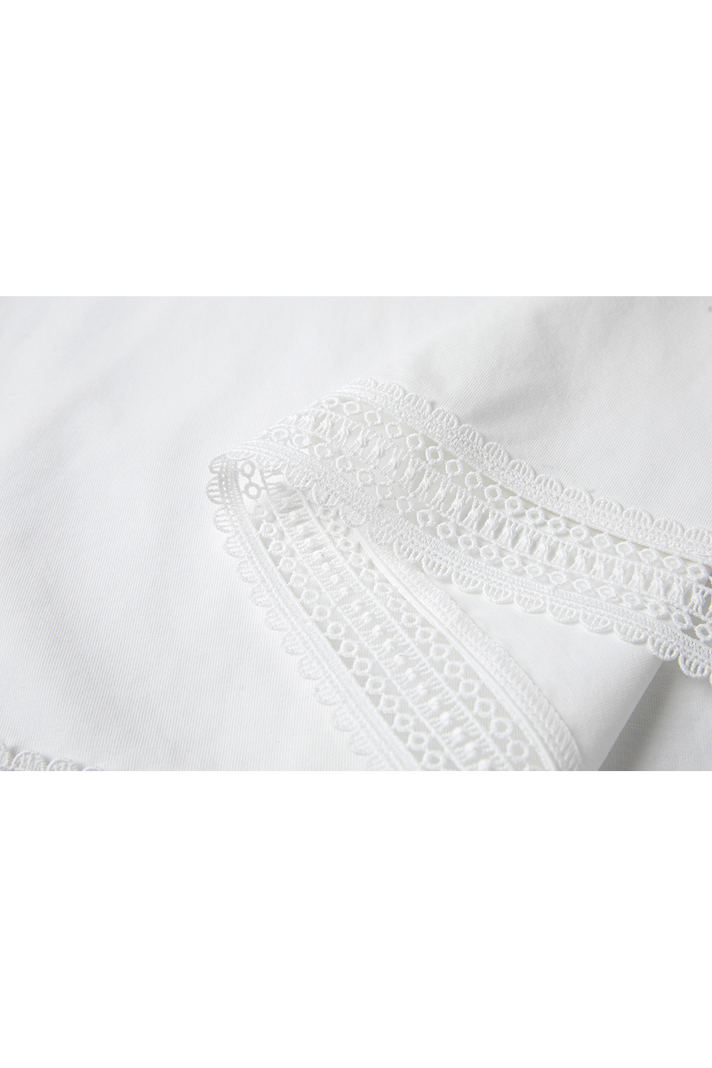 Lace Trim Lantern Sleeve Round Neck Short Sleeve T-Shirt-VIMLYSTORE