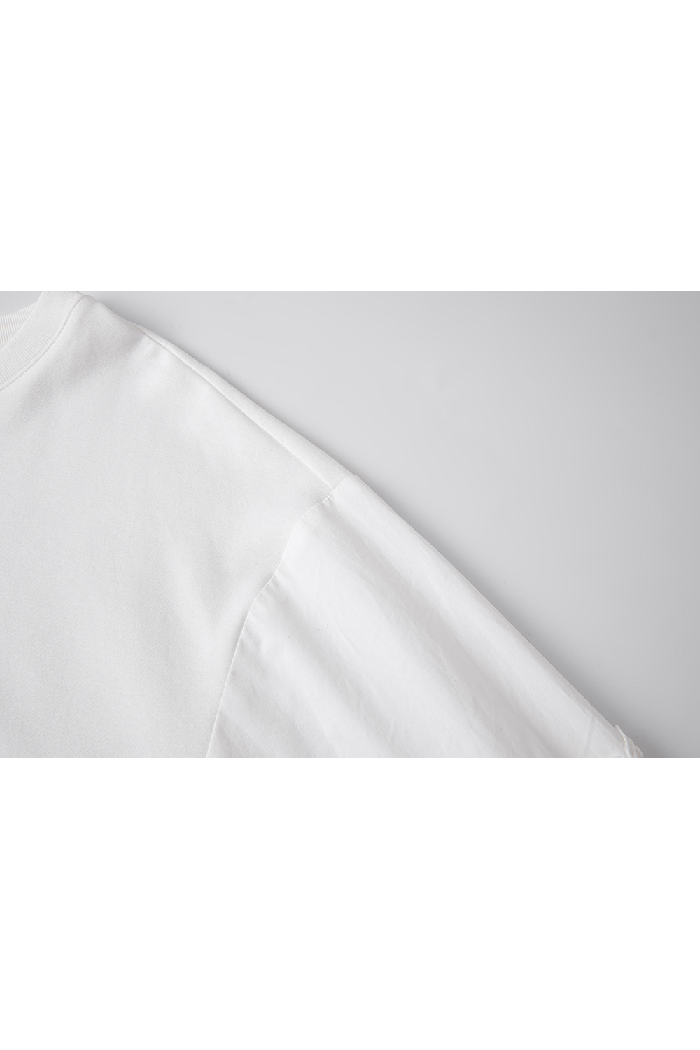 Lace-Trimmed Cut-Out Panel Slimming Crewneck Tee-VIMLYSTORE