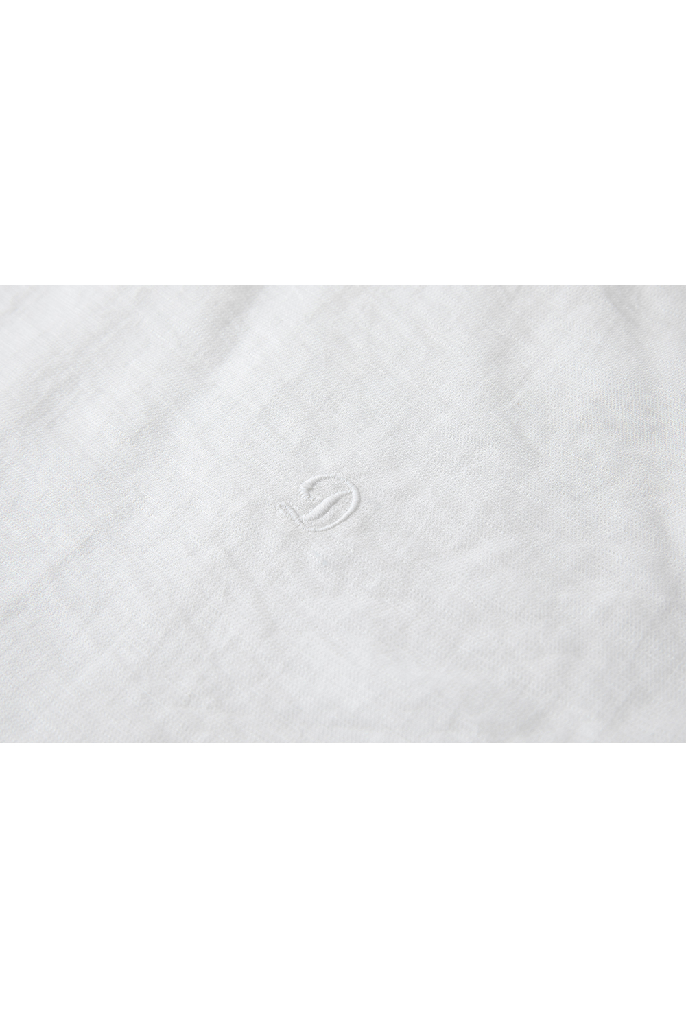 Luxe White Long-Sleeve Shirt with Youthful Silhouette-VIMLYSTORE