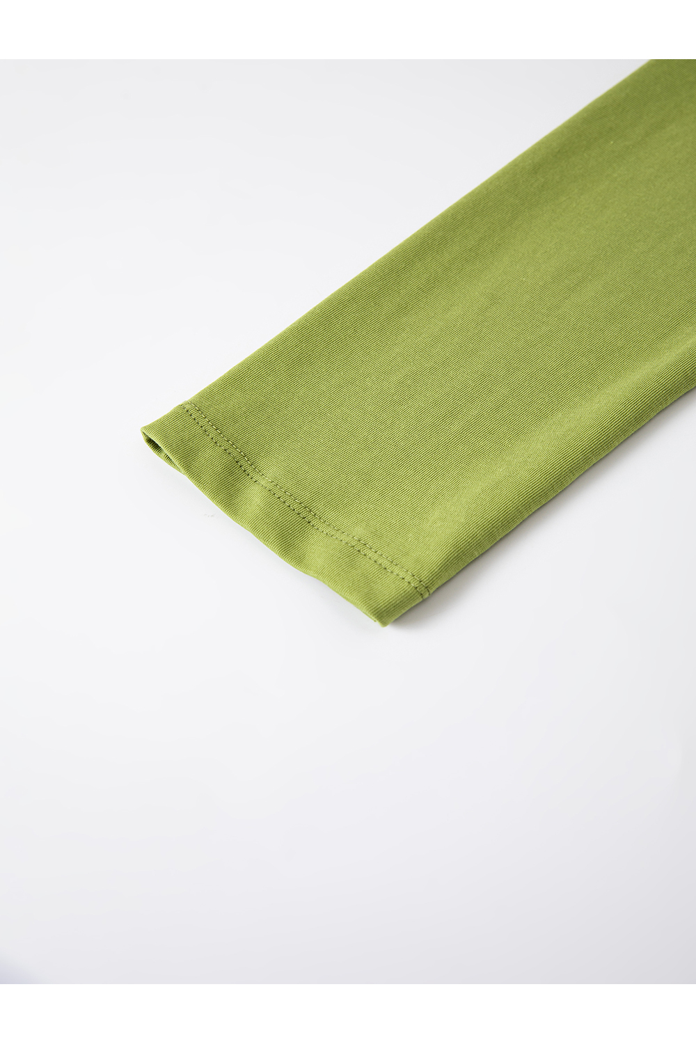 Essential Crewneck Layering Tee-VIMLYSTORE