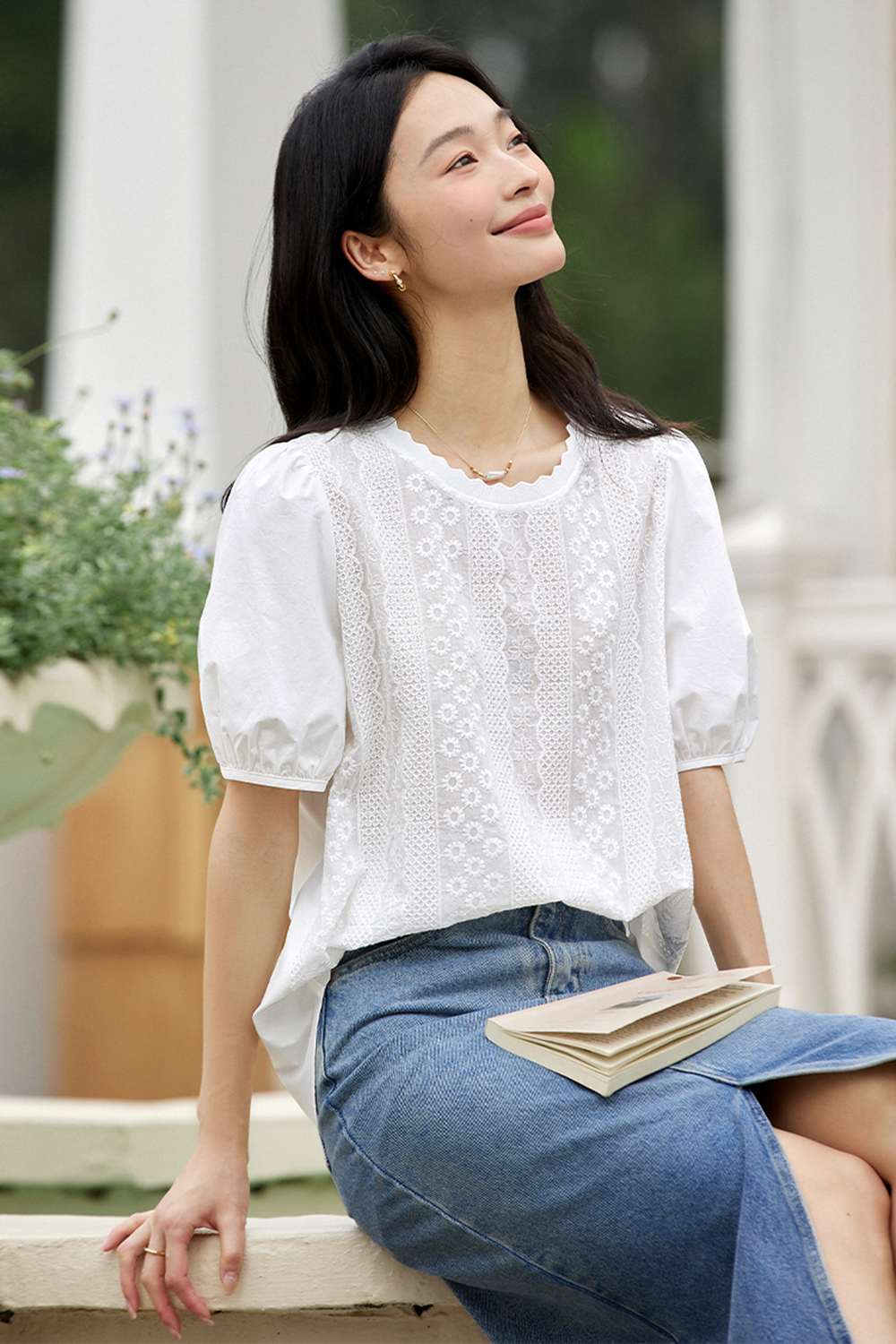 Casual Embroidered Puff-sleeve Cotton Top