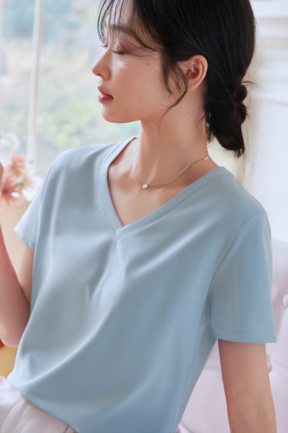 Dopamine Solid Color Casual Versatile V-Neck Loose Top-VIMLYSTORE