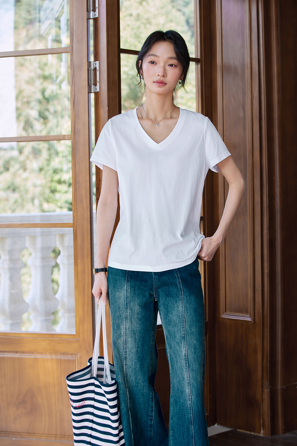 Dopamine Solid Color Casual Versatile V-Neck Loose Top-VIMLYSTORE