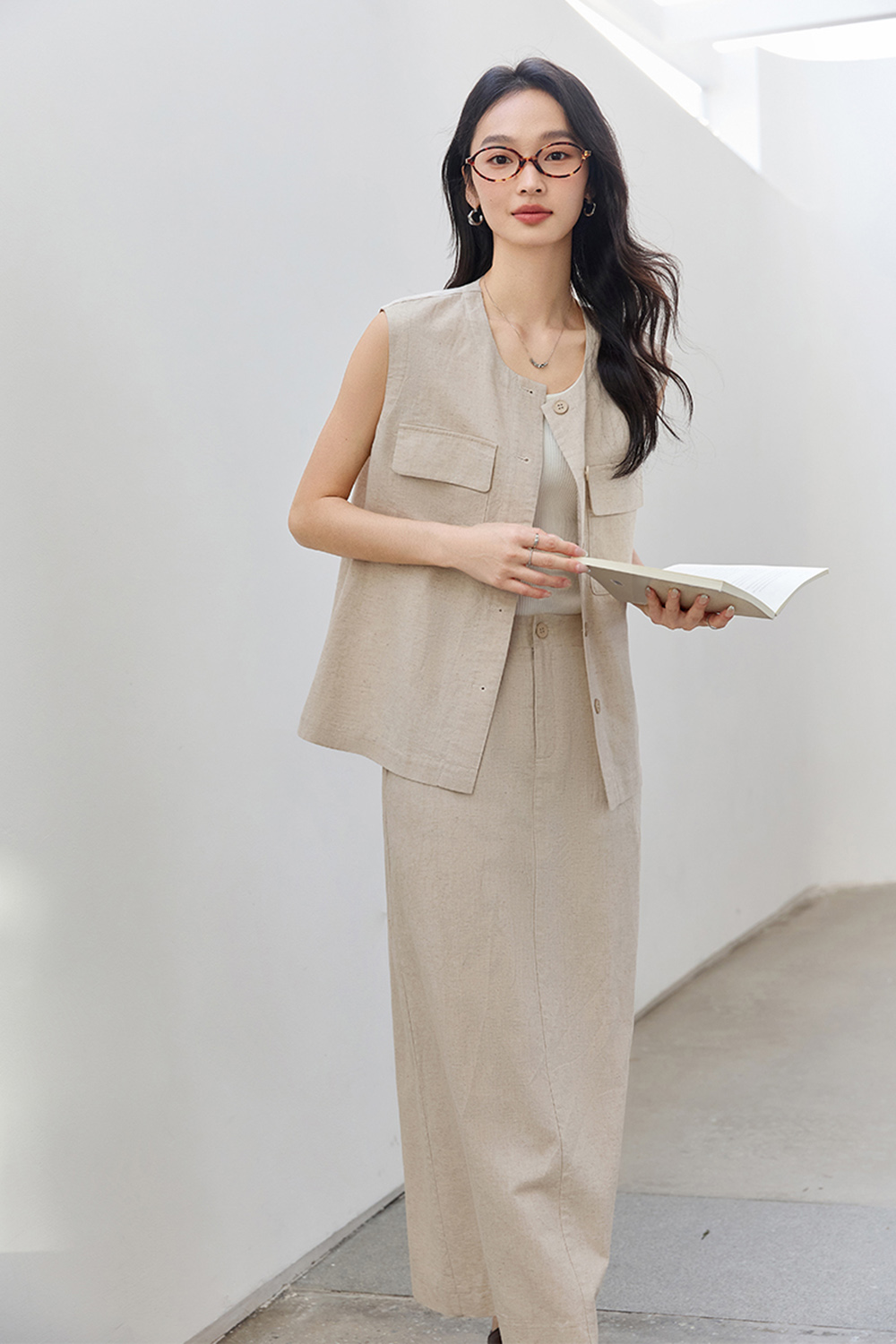 Fashionable Sleeveless Vest with Straight Skirt Two-Piece Set-VIMLYSTORE