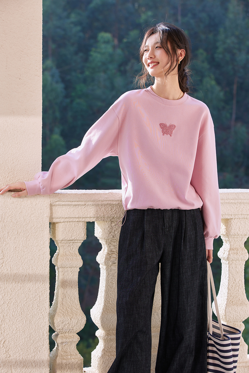 Butterfly-Embroidered Oversized Crewneck Sweatshirt-VIMLYSTORE